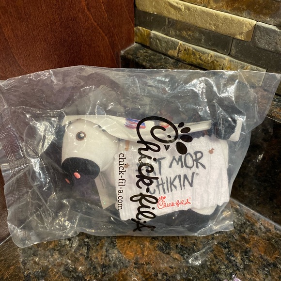 Disney/Children’s Grab Bag (NWT) - Picture 4 of 8